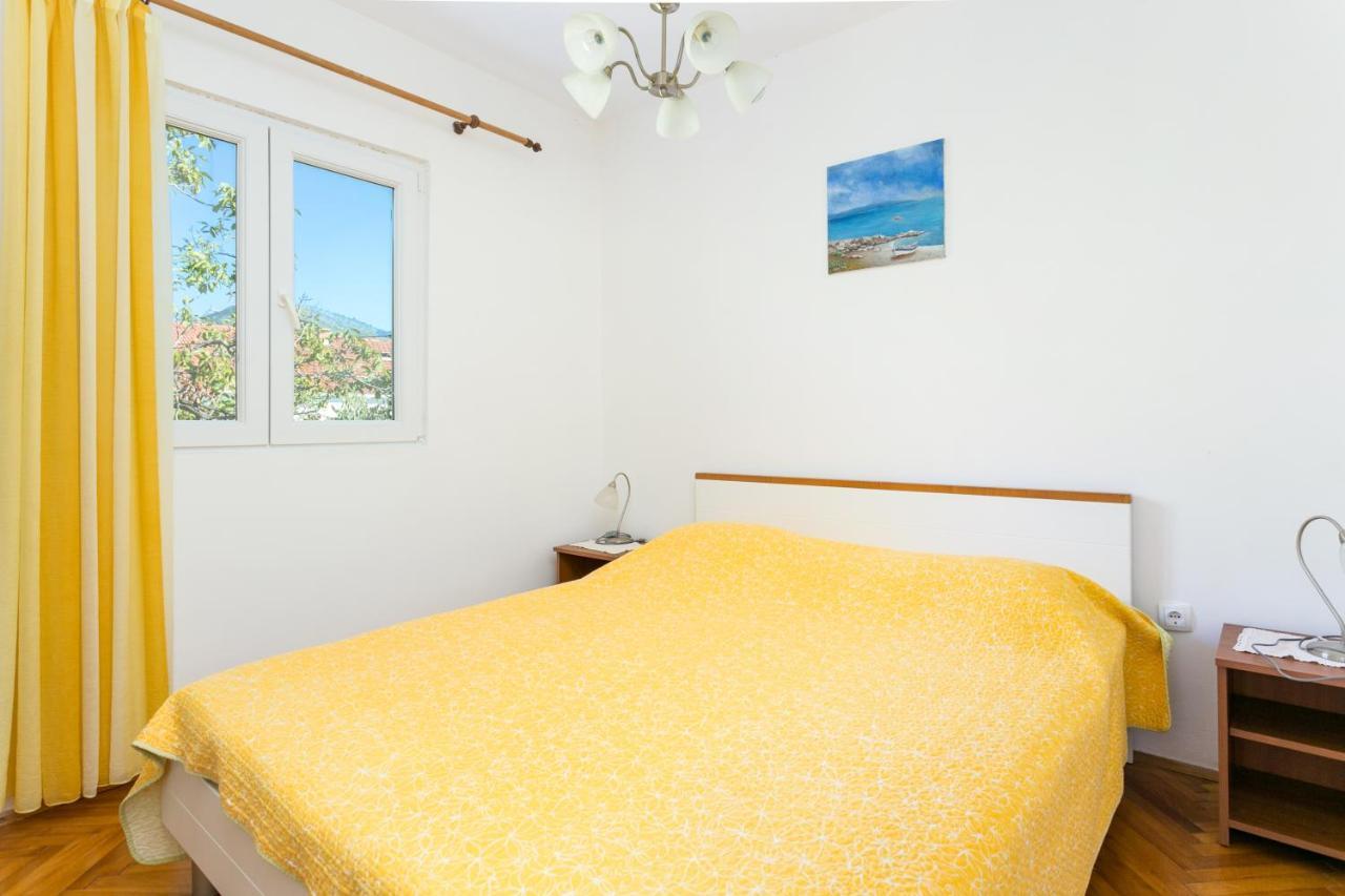 Apartments By The Sea Seget Vranjica, Trogir - 1038 Ngoại thất bức ảnh
