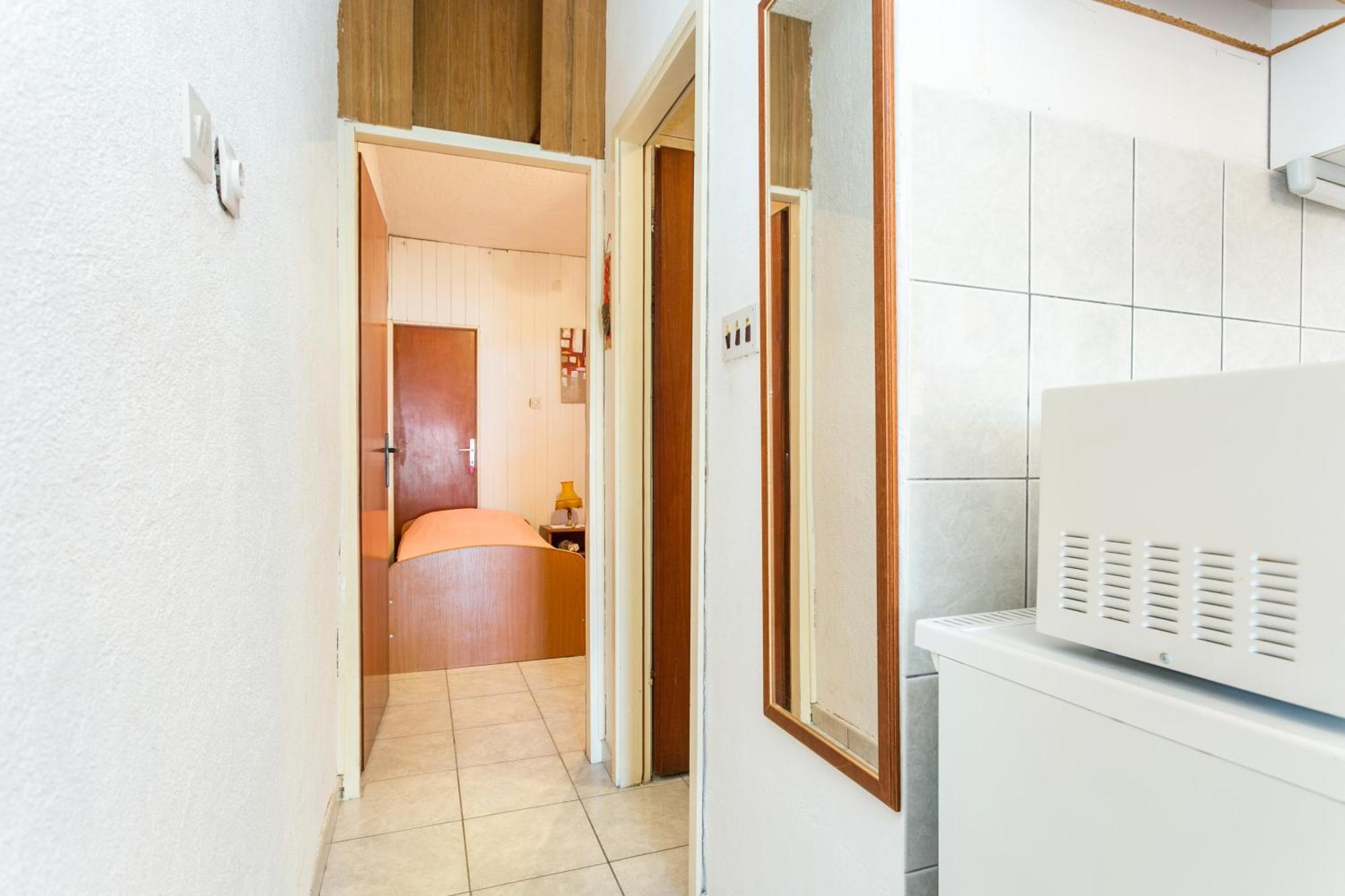 Apartments By The Sea Seget Vranjica, Trogir - 1038 Ngoại thất bức ảnh