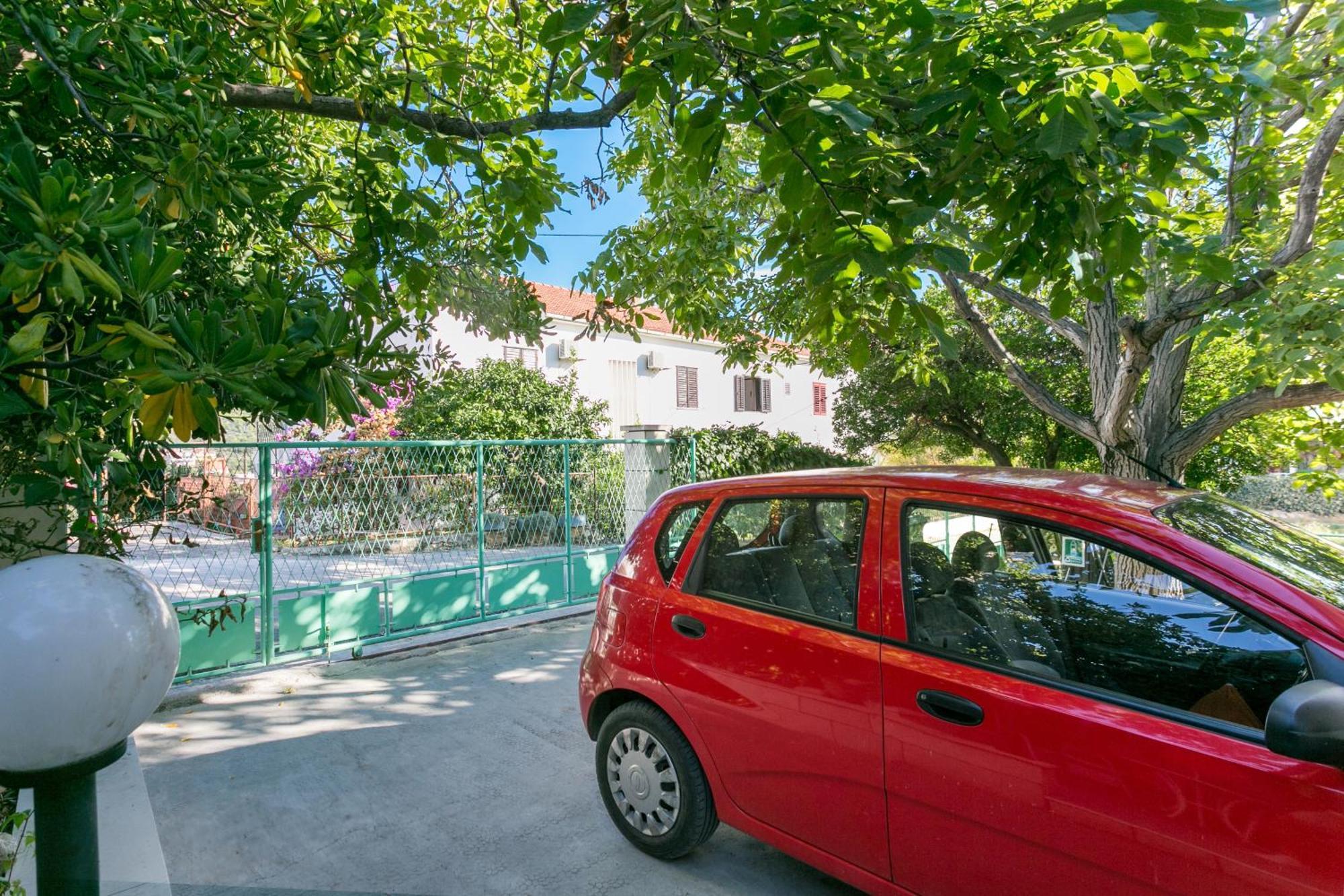 Apartments By The Sea Seget Vranjica, Trogir - 1038 Ngoại thất bức ảnh